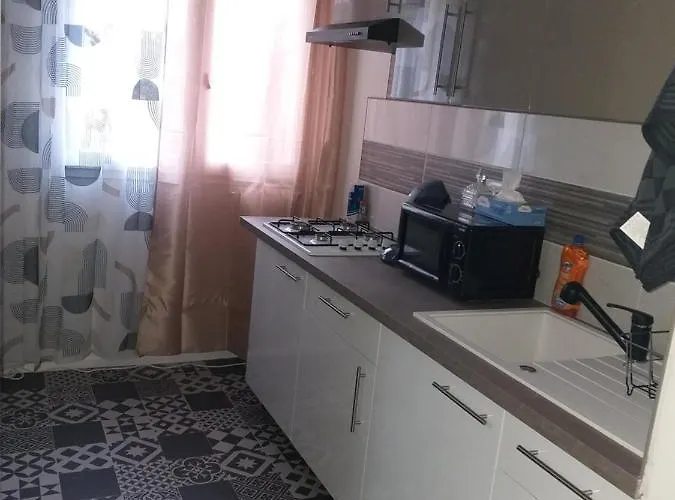 Joli Petit Lägenhet Charleville-Mézières